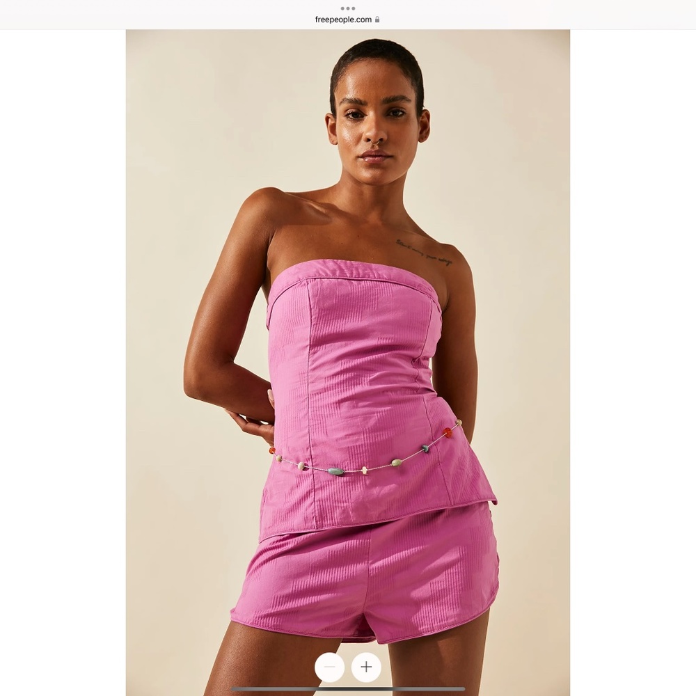 Free People Pin Up Set